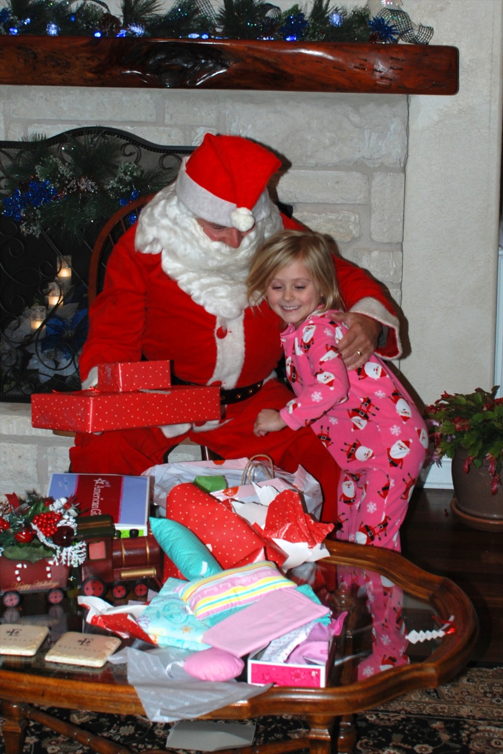2013-12-23 21-12-28 Hildebrand Christmas.jpg